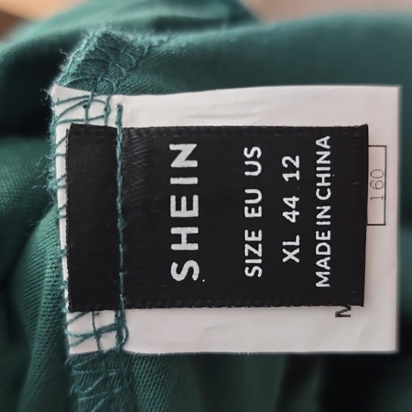 Green dress - Picture 4 of 4